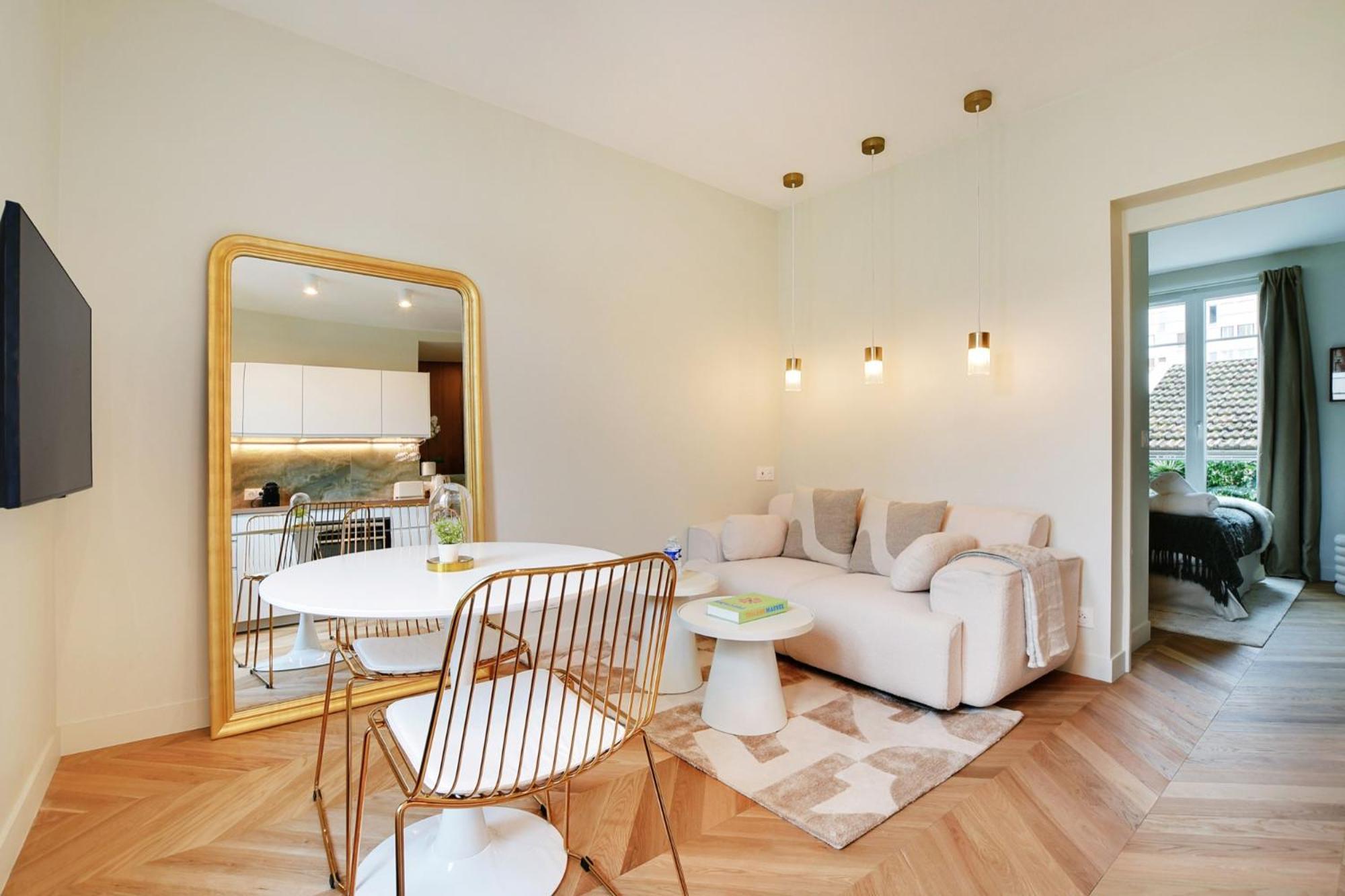 Suite Deluxe 1 By Les Maisons De Charloc Homes Boulogne-Billancourt Kültér fotó